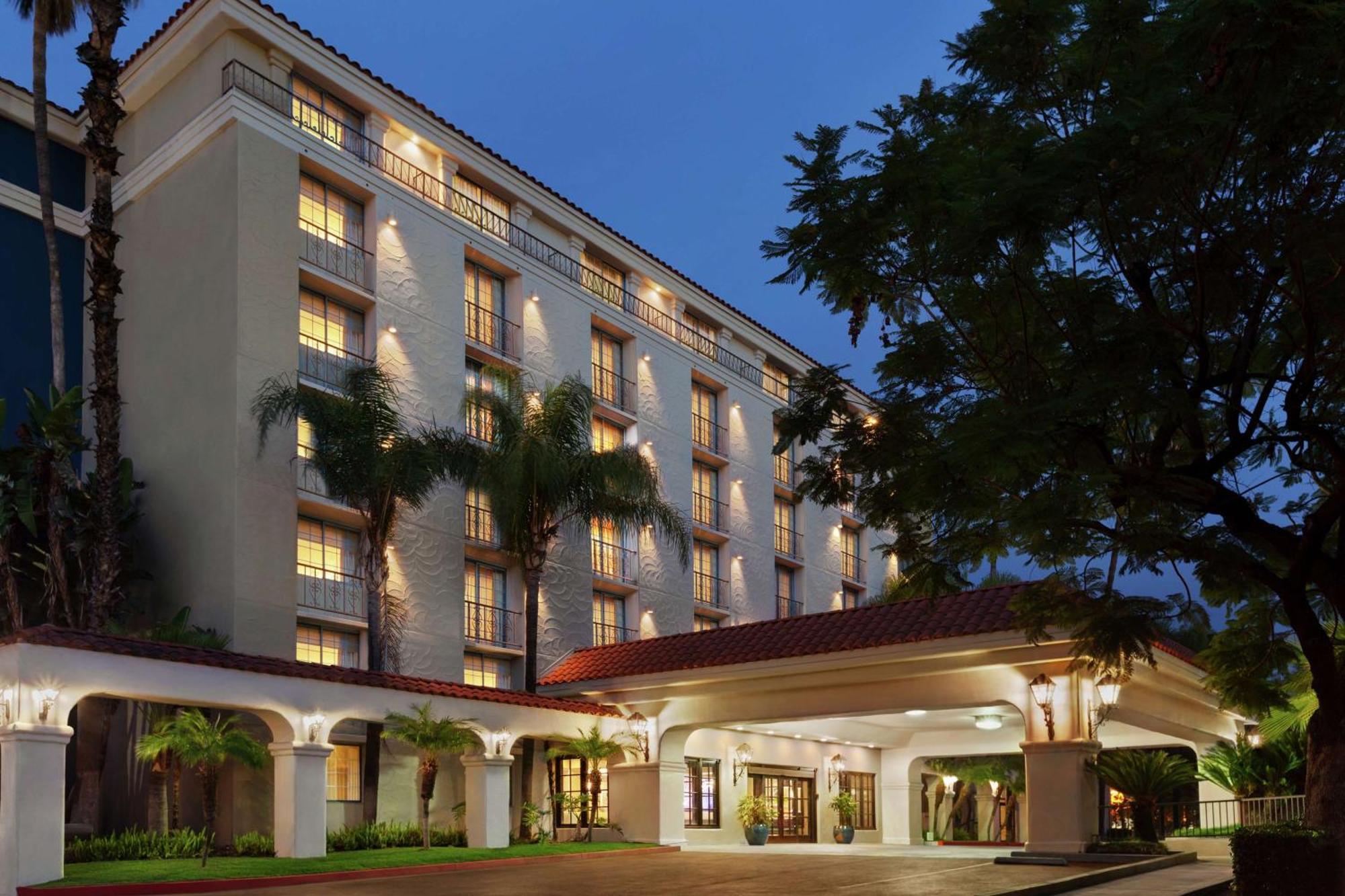 Embassy Suites Arcadia-Pasadena Area Exterior foto