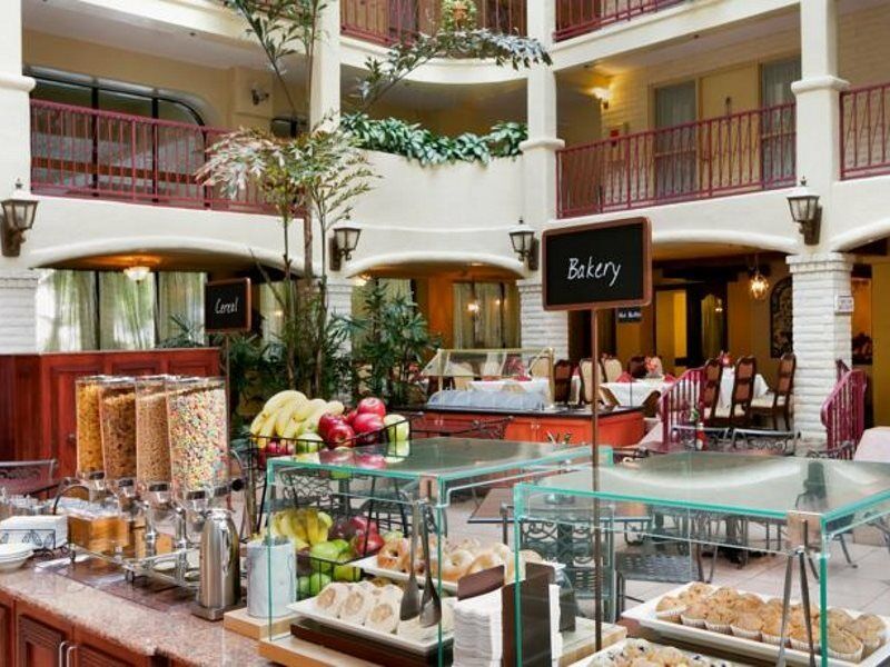 Embassy Suites Arcadia-Pasadena Area Exterior foto