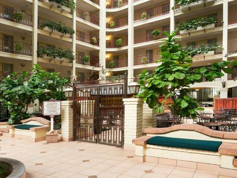 Embassy Suites Arcadia-Pasadena Area Exterior foto
